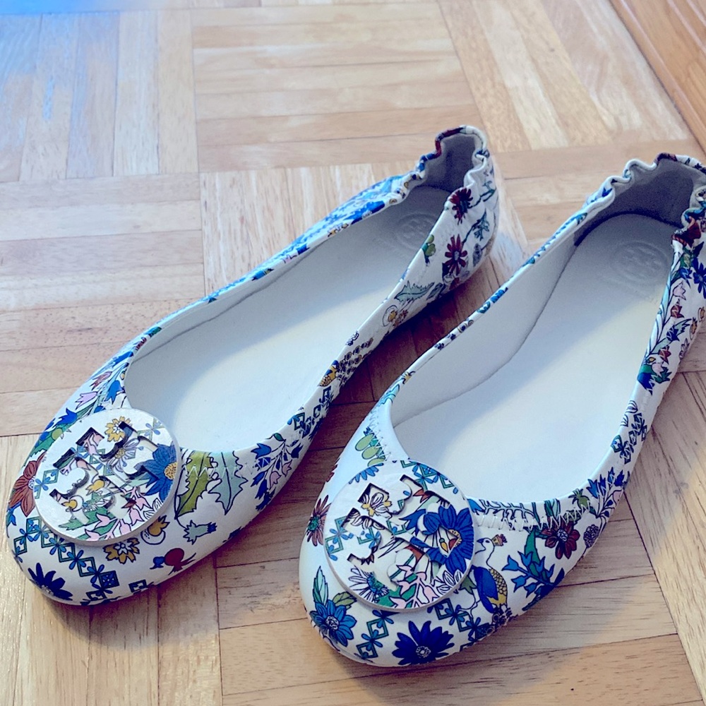 New Tory Burch leather flats size 7.5 M